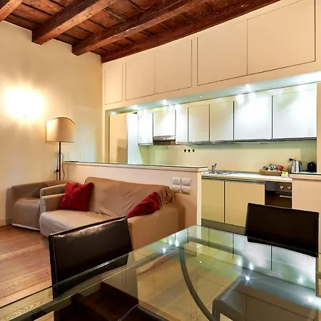 Casa Vacanza Del Barone Via Broseta 13 Apartment *